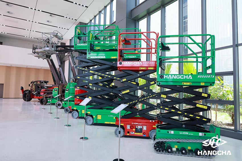 Grand Opening of Hangcha’s First Overseas Manufacturing Base– Hangcha Group Manufacturing (Thailand) (7).jpg
